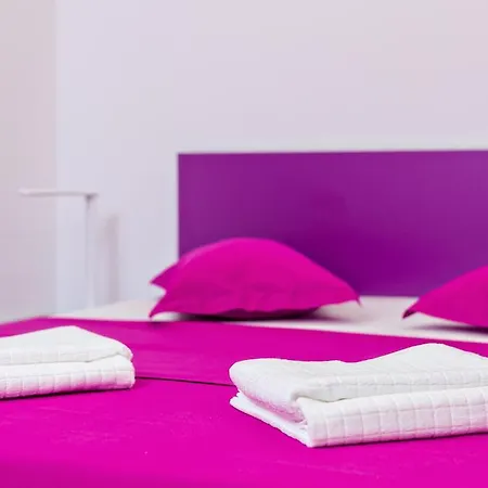 Dream Holiday ~ Old Town Studio * Boekarest